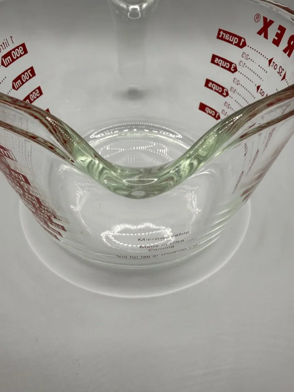 Pyrex 4-Cup Glass Measuring Cup with Spout & Handle